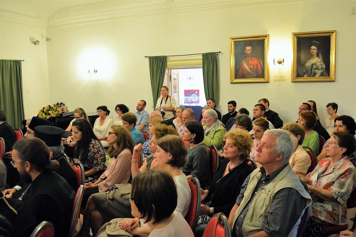 Dezbatere despre identitate, în cadrul „Zilelor Credinței și Culturii”, la Deva 15686