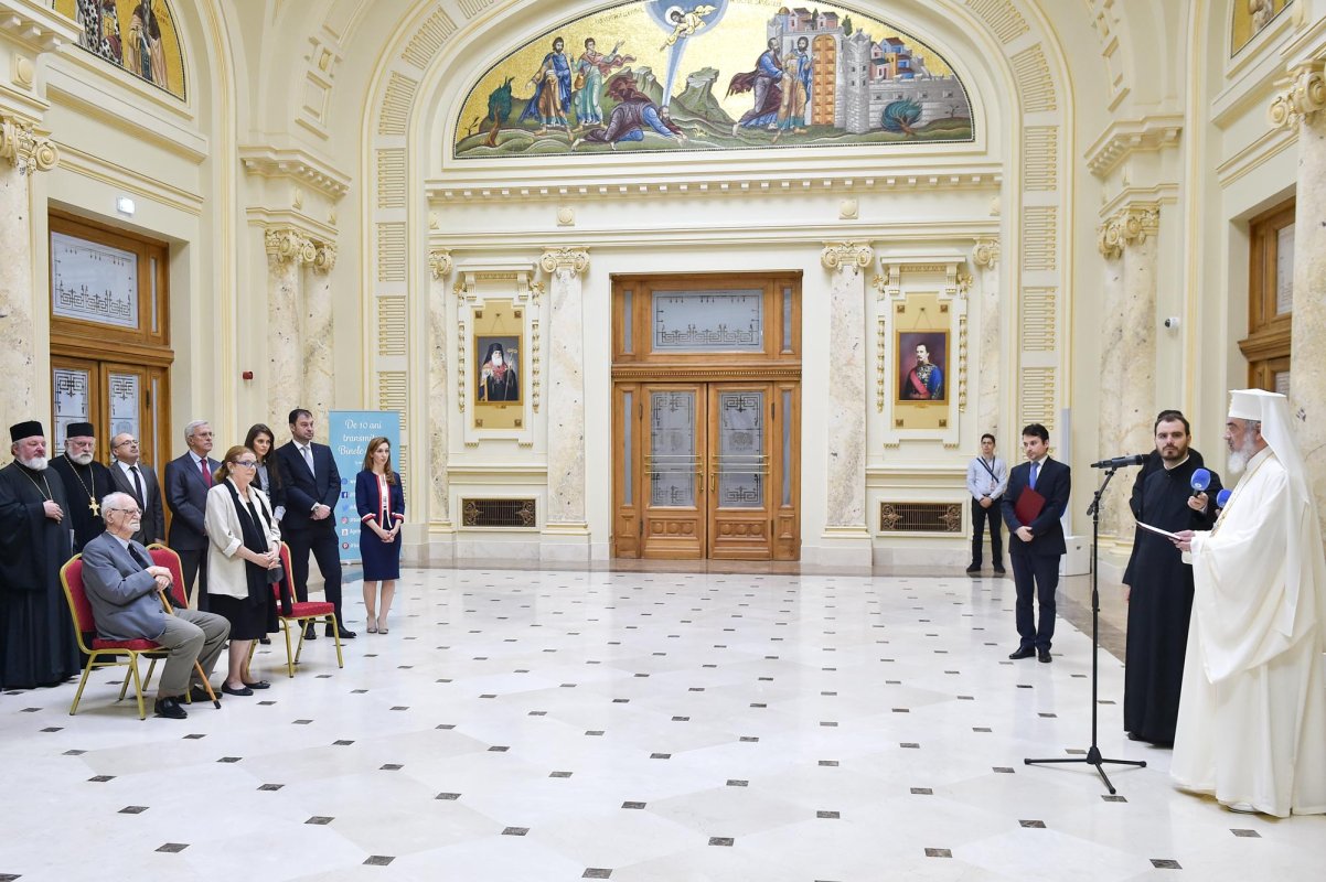 Recunoştinţă pentru lansarea filmului documentar „Marea Frescă a Ateneului Român” 15720