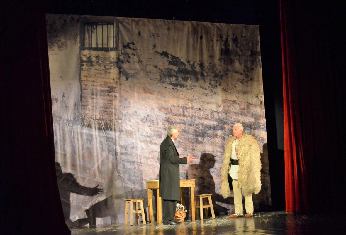 Spectacolul de teatru cu piesa „Ziditori ai Marii Uniri”, la Deva 15589