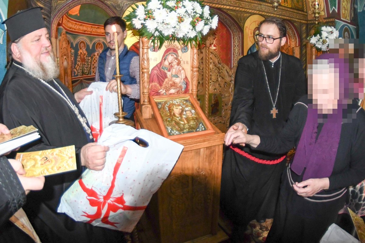 Hram la biserica Spitalului Pădureni – Grajduri 15518