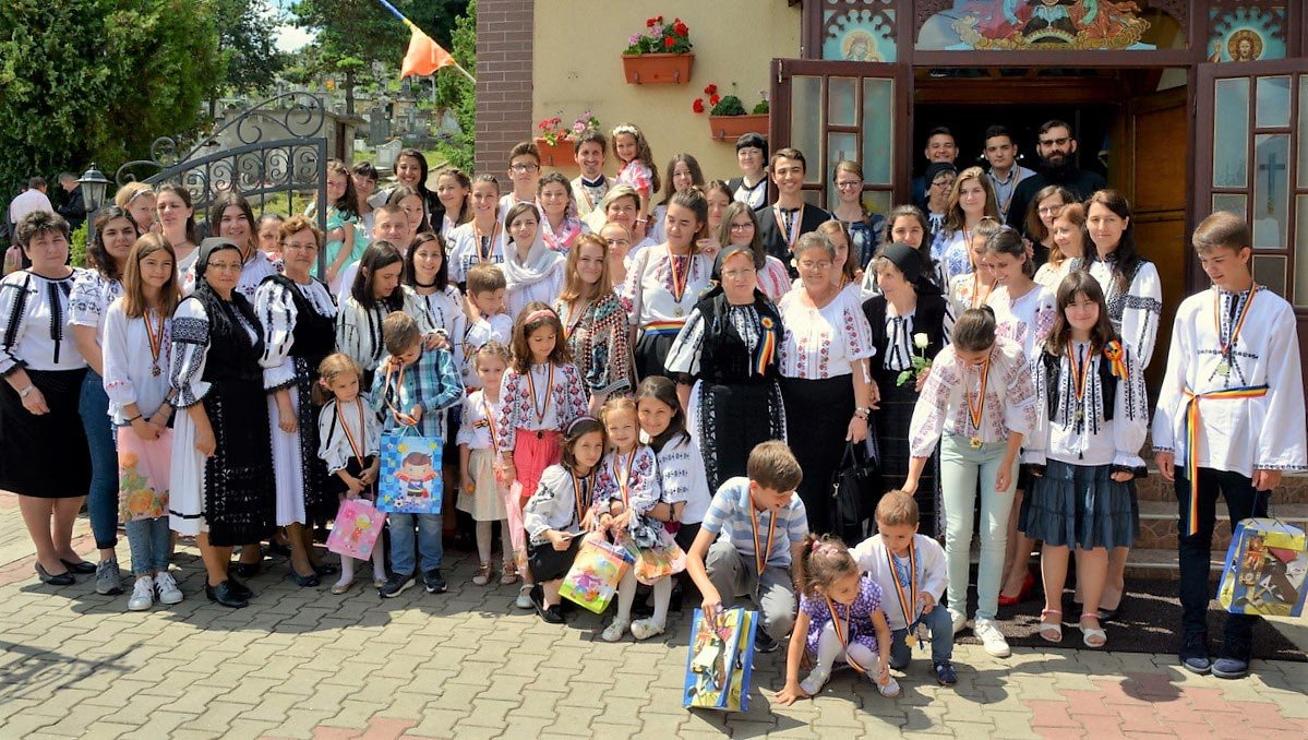 Medalii pentru 100 de copii și tineri din Mediaș 15527