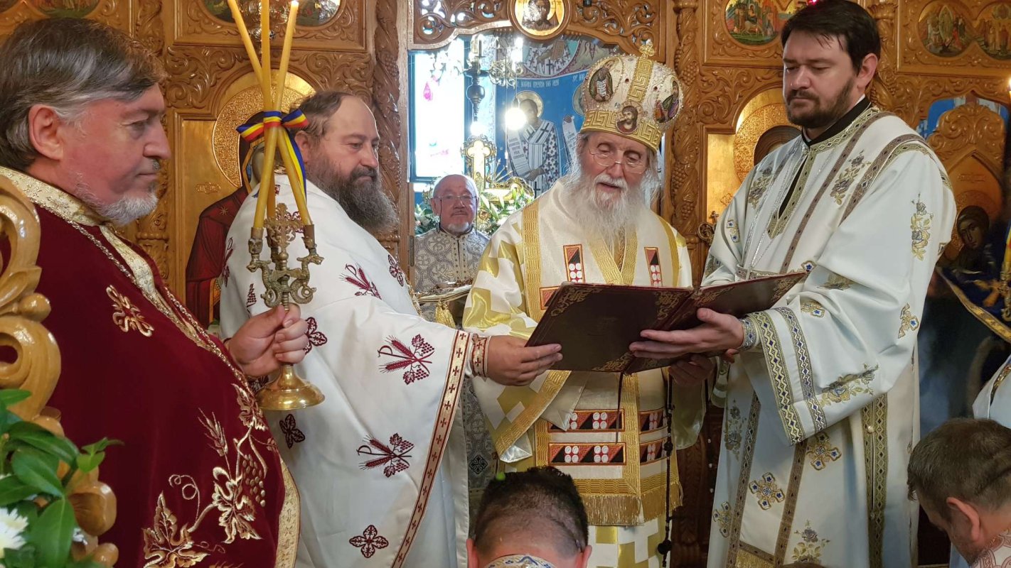 Sfântul Ierarh Leontie, sărbătorit la Rădăuţi prin Liturghie arhierească 15441