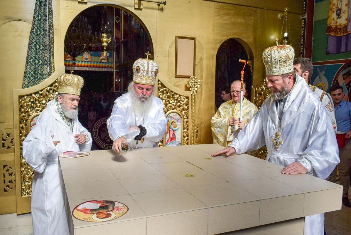 Biserica din Micalaca Nouă a fost târnosită 15395