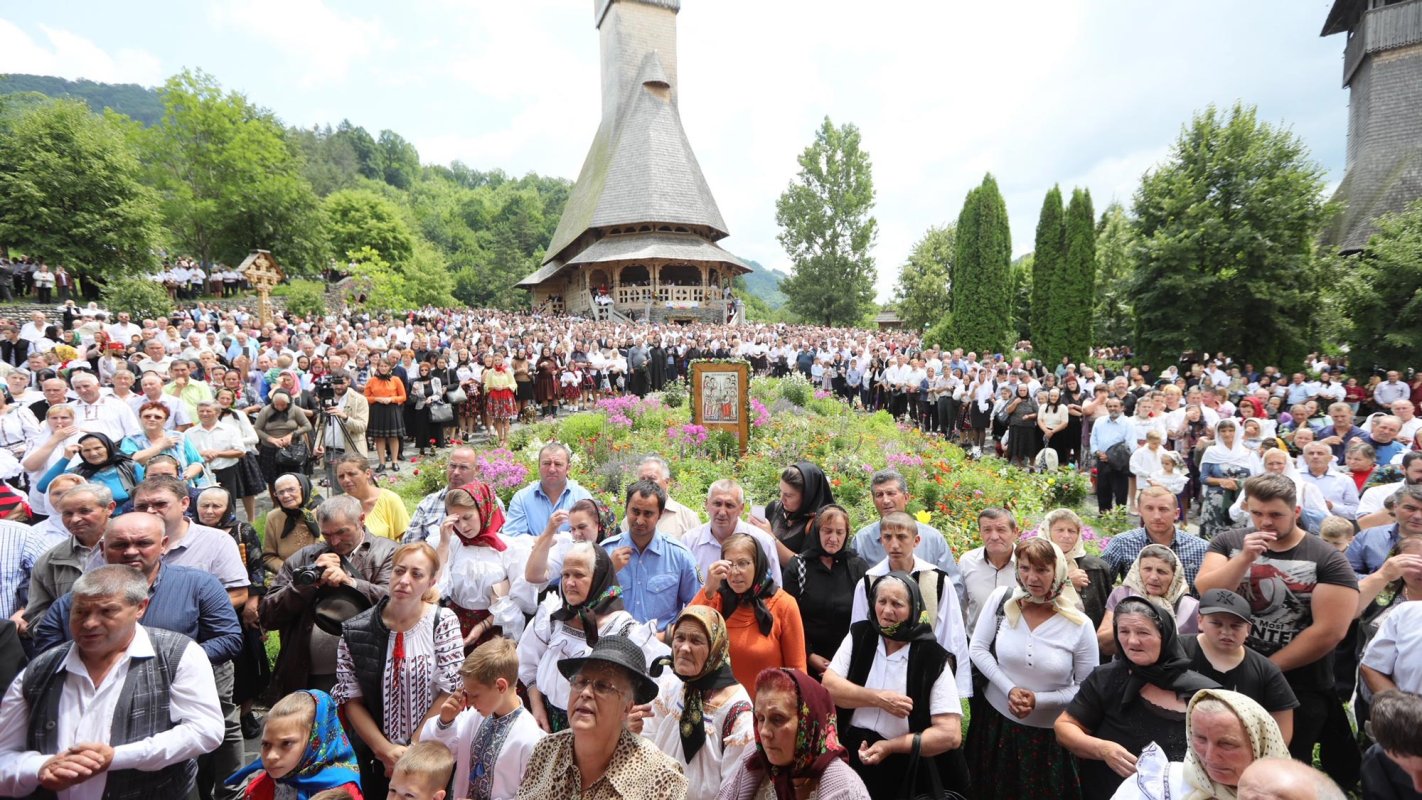 Hramul Mănăstirii Bârsana, Maramureș 15380