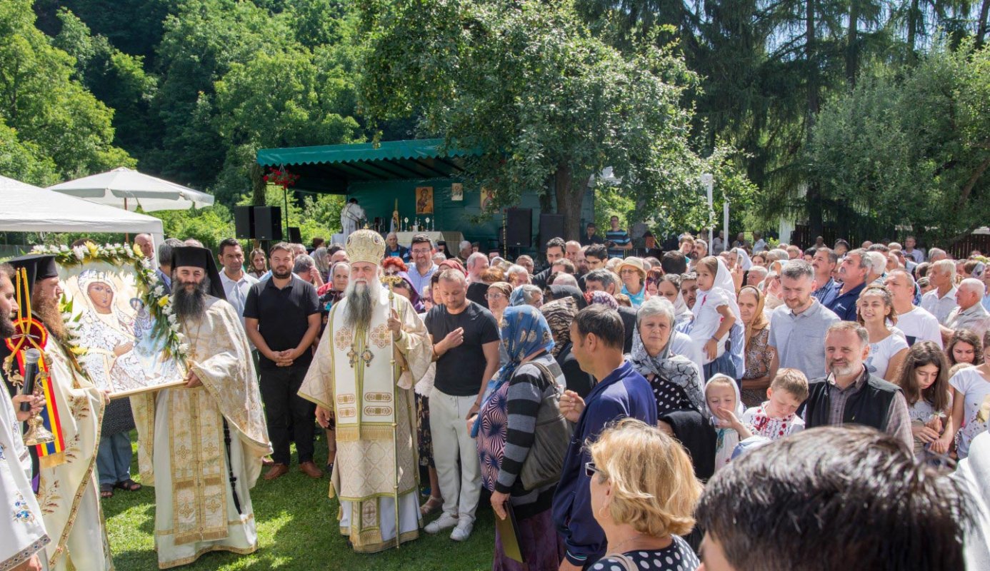 Prăznuire de suflet şi daruri de rugăciune 15388