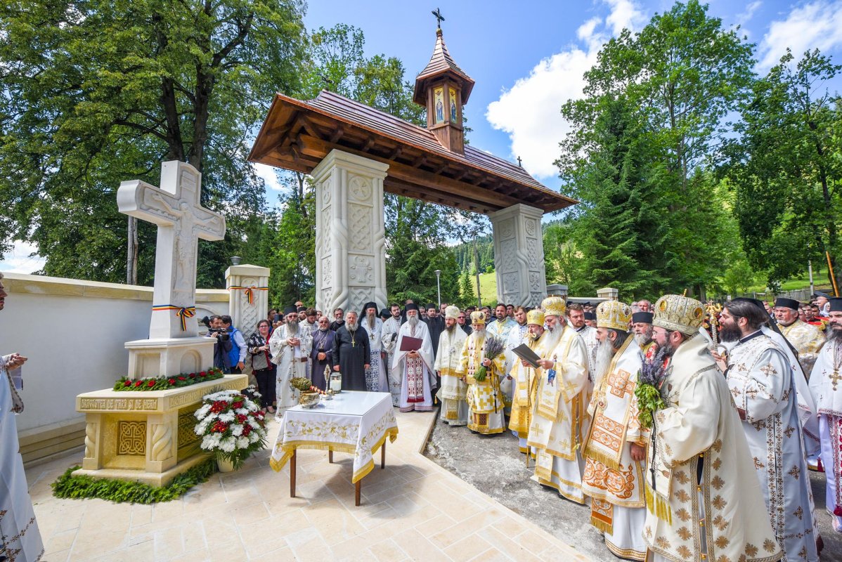 Sărbătoare a conștiinței naționale la Putna 15406