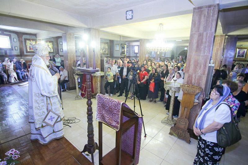 Slujiri arhierești în  Duminica a 5-a după Rusalii 15409