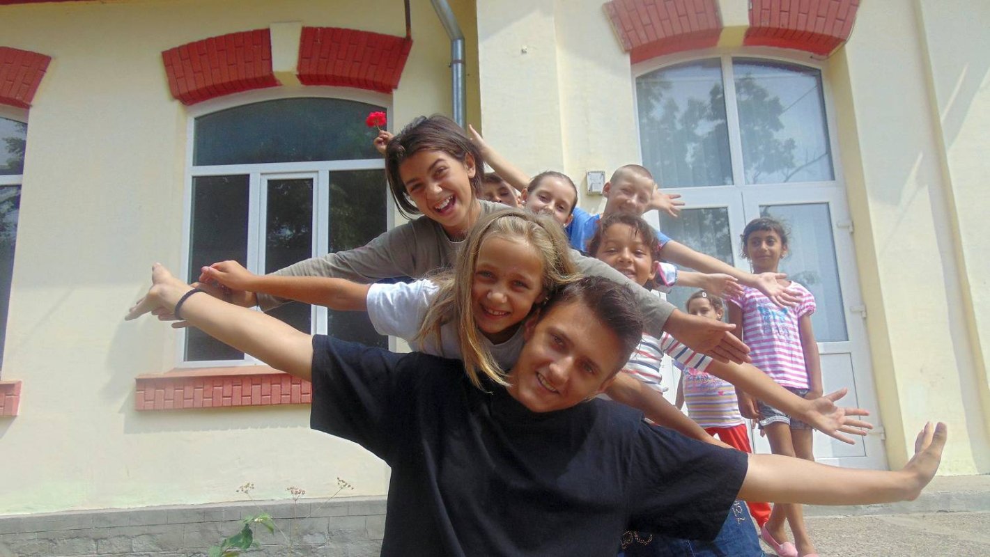 Centrul de Zi pentru Copii din Bucecea organizează Şcoala de vară, ediţia I 15202