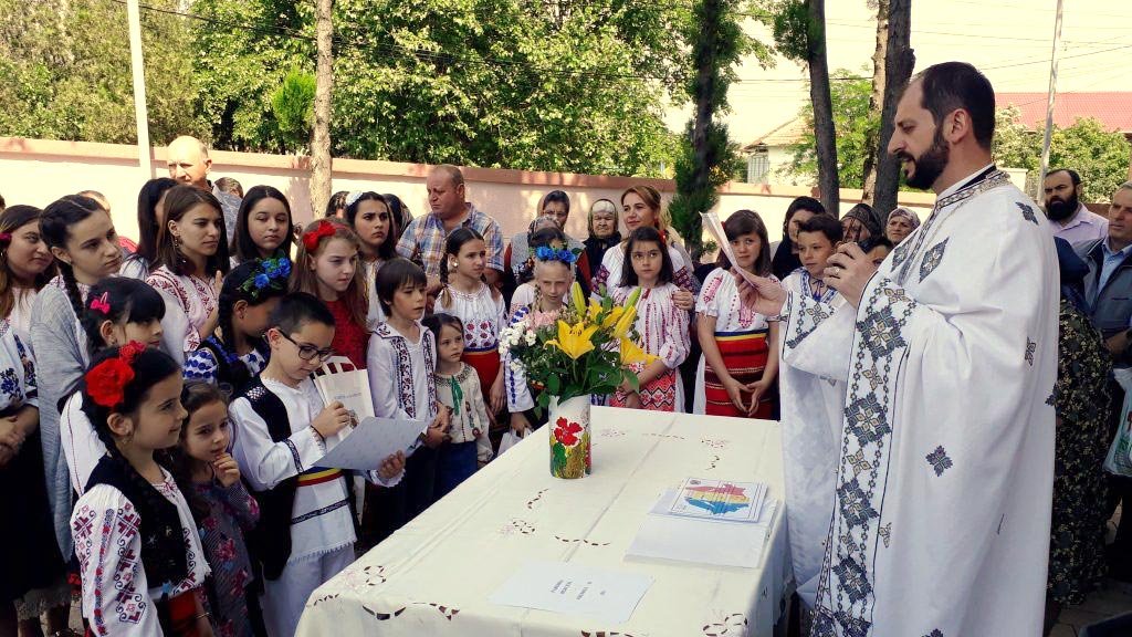Lecția de istorie de la Parohia Vintilă Vodă 15241
