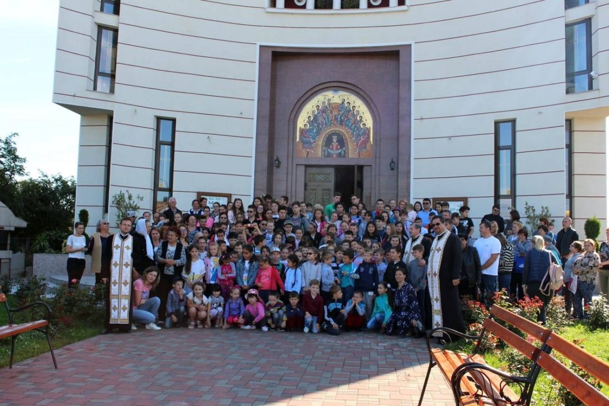 Şcoala de vară „Didascalos“, în Parohia Şerbăneşti 15194