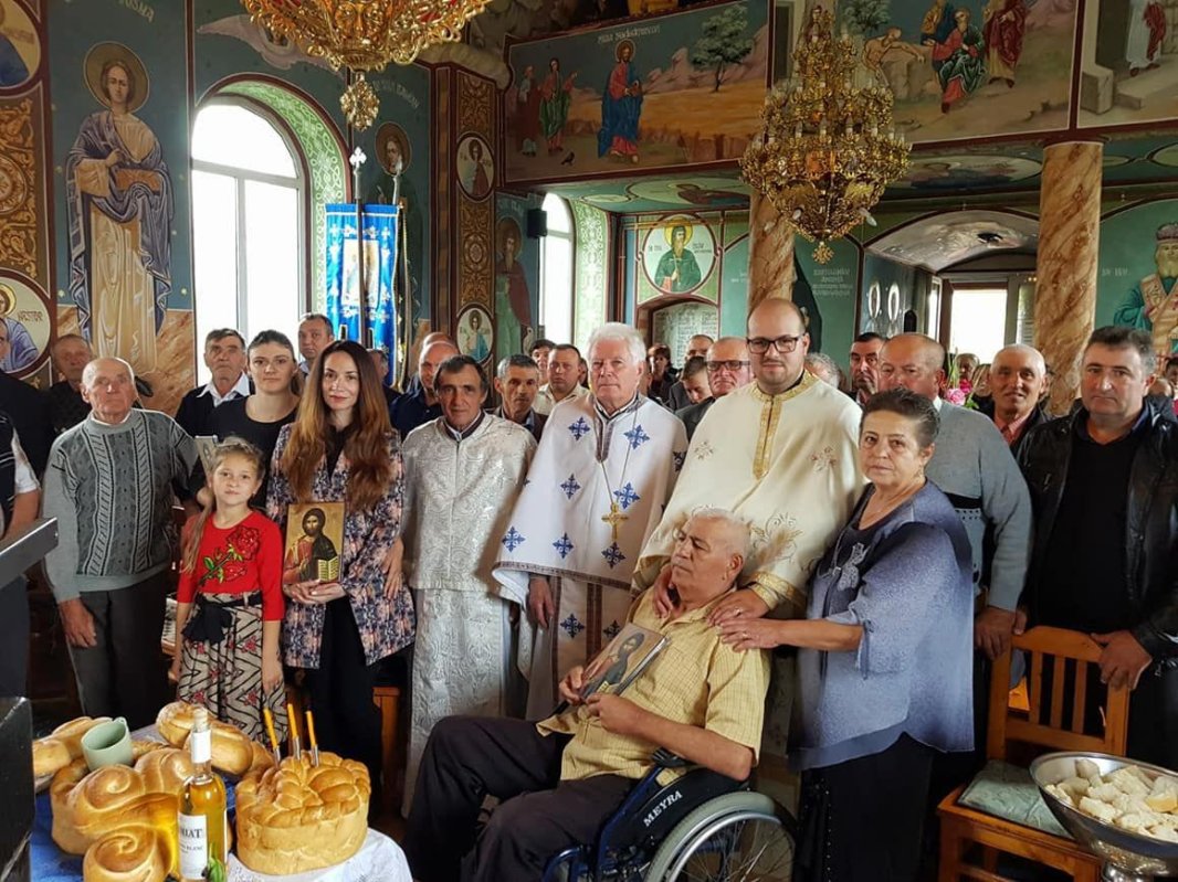 Sfințirea unui clopot la Chețiu, Beclean 15215