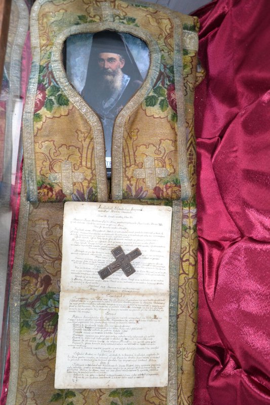 Bisericile boierului Anastasie Bașotă 15171