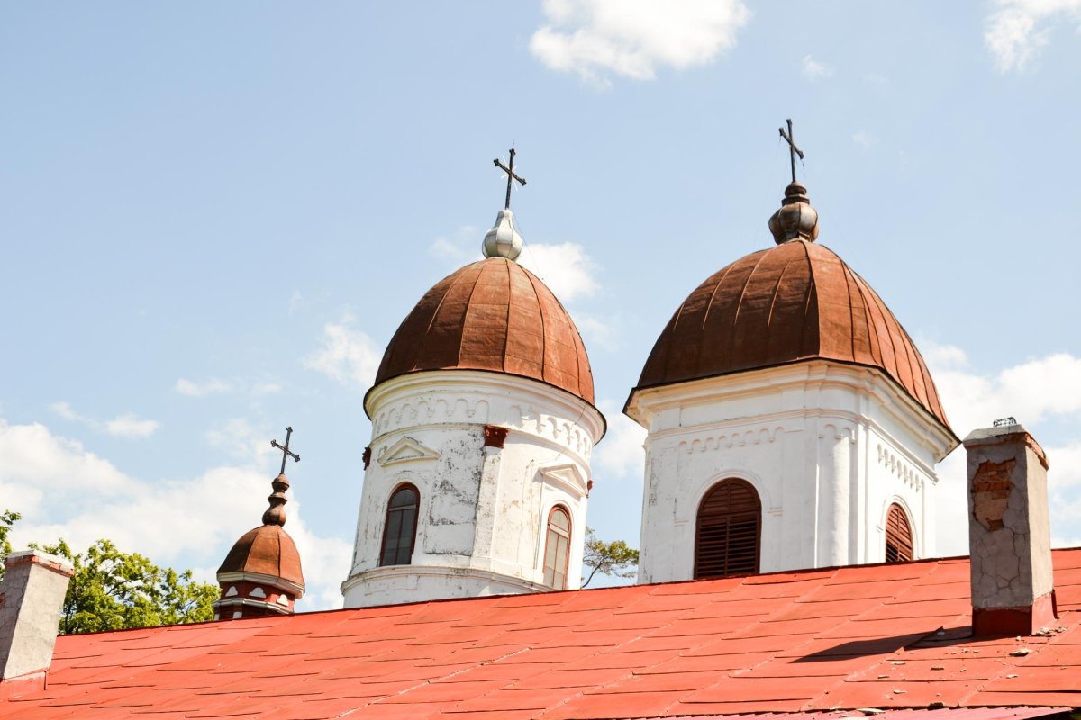 Bisericile boierului Anastasie Bașotă 15177