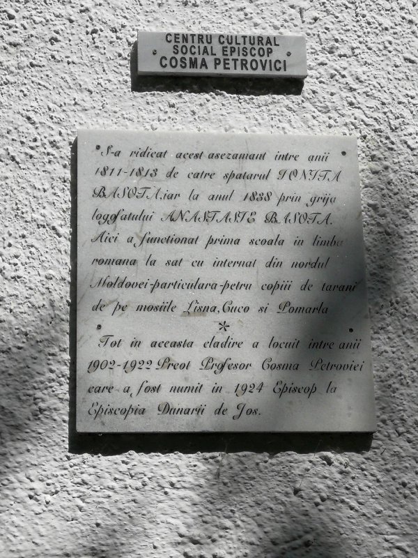 Bisericile boierului Anastasie Bașotă 15179