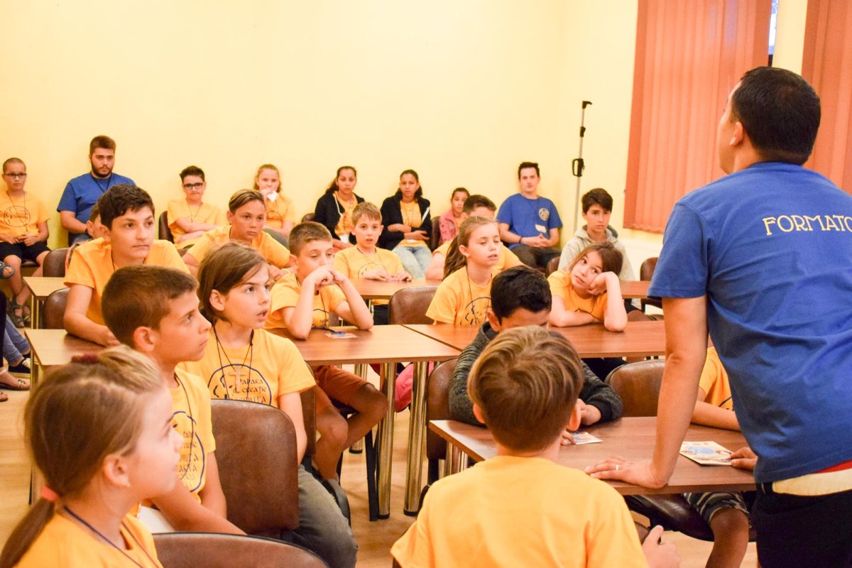 „Credință și artă pentru toți” la Coronini 15139