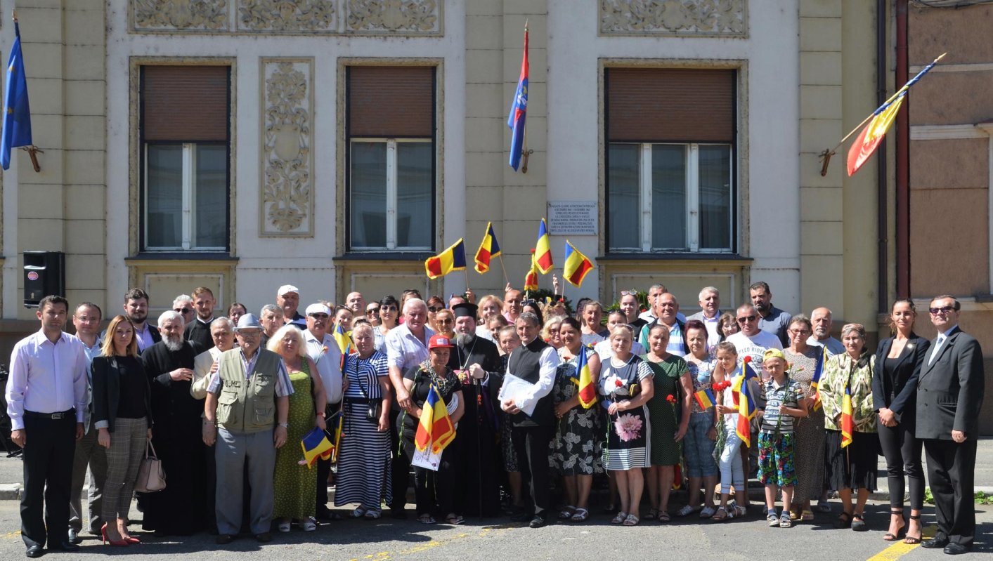 Români din Maramureșul istoric în vizită la Oradea 15125