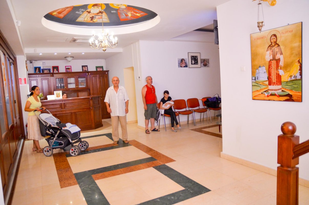 „Am devenit o familie în jurul sfinţilor noştri ocrotitori” 15076