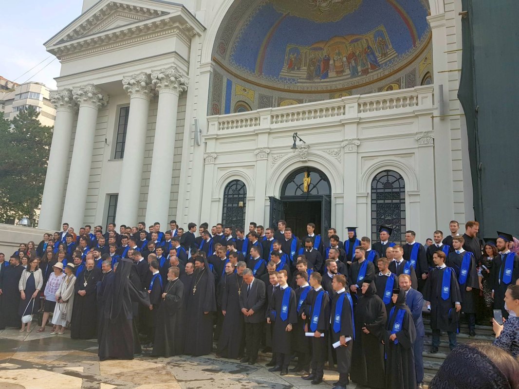 Jurământ de credinţă şi Curs festiv la Facultatea de Teologie Ortodoxă din Iaşi 14963