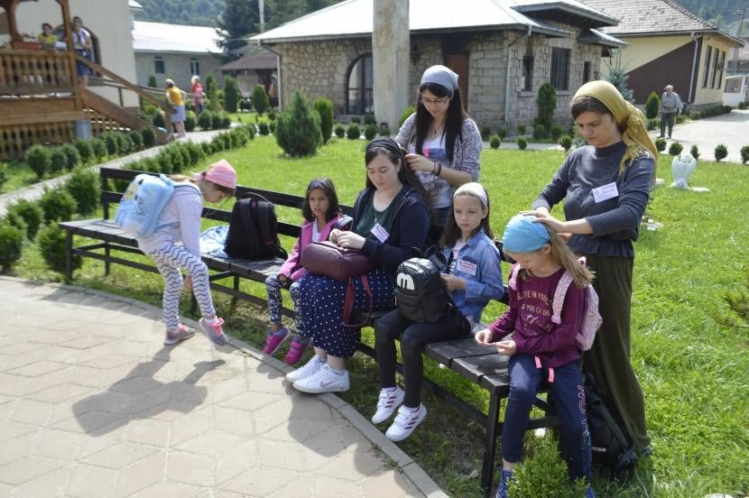 Școală de vară la Hârja, județul Bacău 15013