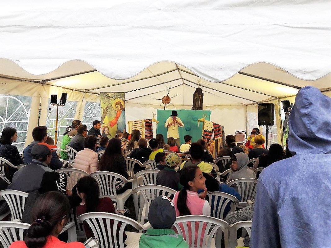 Teatru pentru copii și tineri din cartierul Gușterița, Sibiu 14844