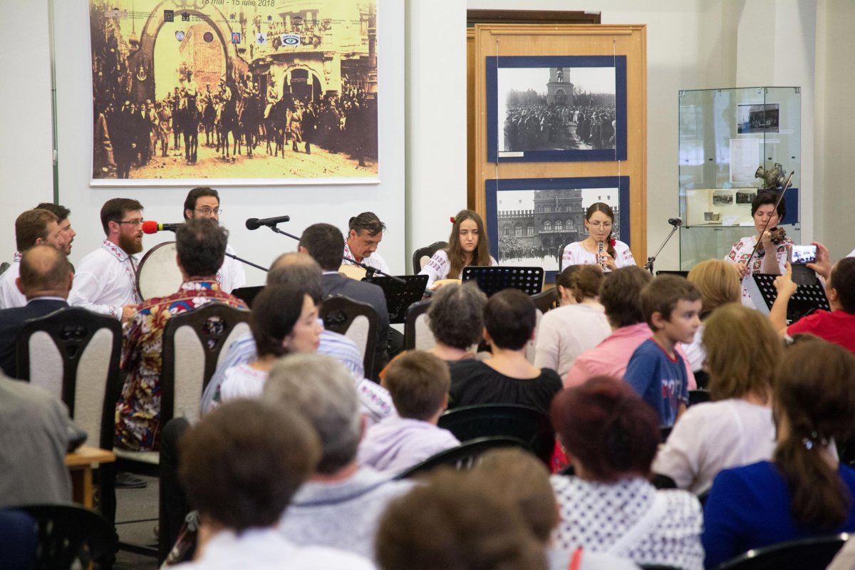 Festival de muzică veche tradiţională la Galați 14808