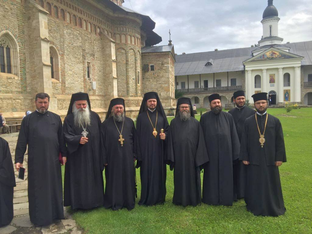 Liturghie arhierească în 	cinstea Icoanei Maicii Domnului „Îndrumătoarea“ de la Mănăstirea Neamţ 14745