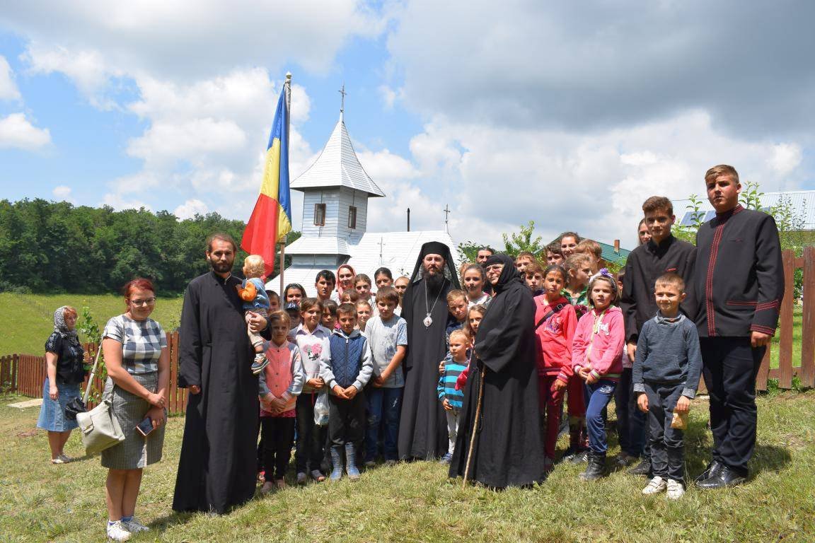 Hramul Schitului „Sfânta Olga“ din „Poiana Maicii Domnului“ 14581