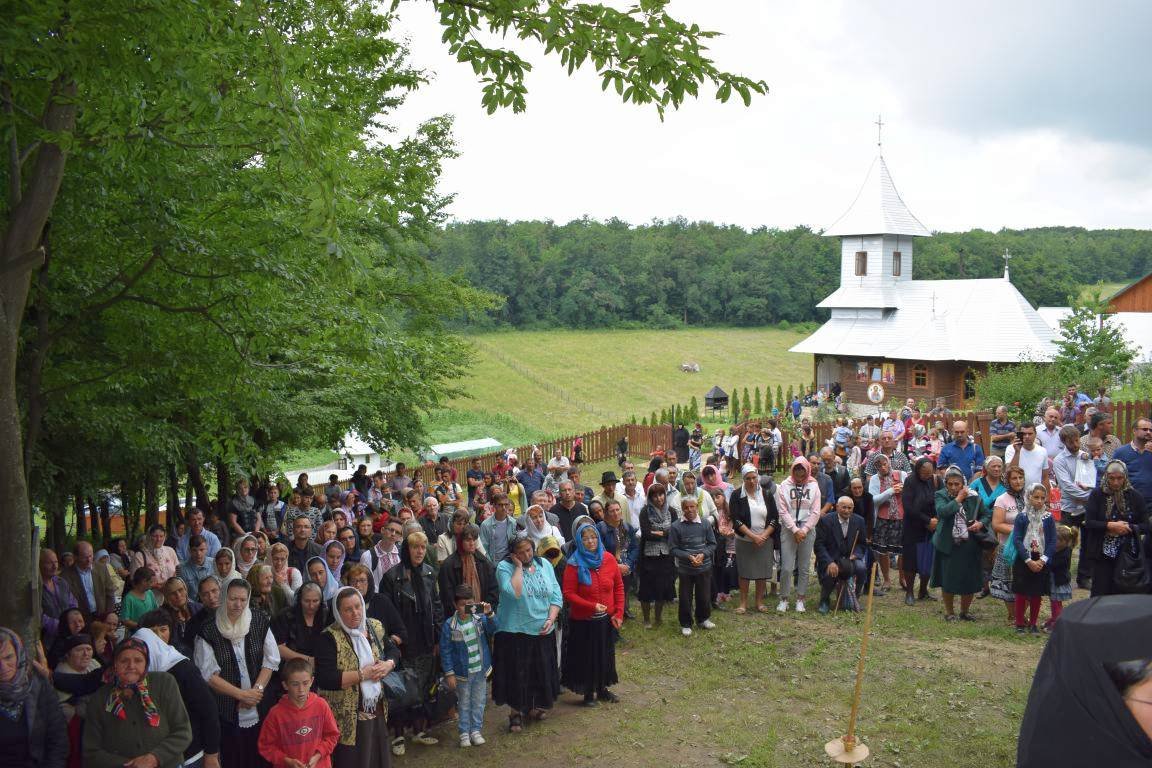 Hramul Schitului „Sfânta Olga“ din „Poiana Maicii Domnului“ 14582