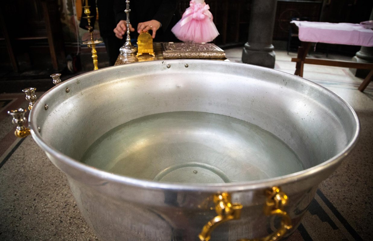 Sfântul Botez, Taina inițierii persoanei 14597