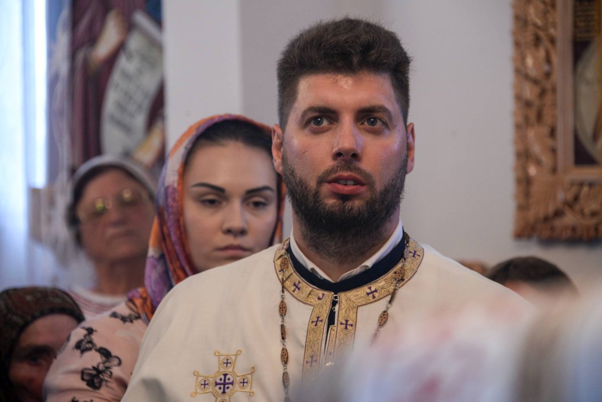 PS Ignatie, la Tătărăni: „Omul neglijent cu sine însuşi este un om neglijent şi cu cei din jurul său“ 14498