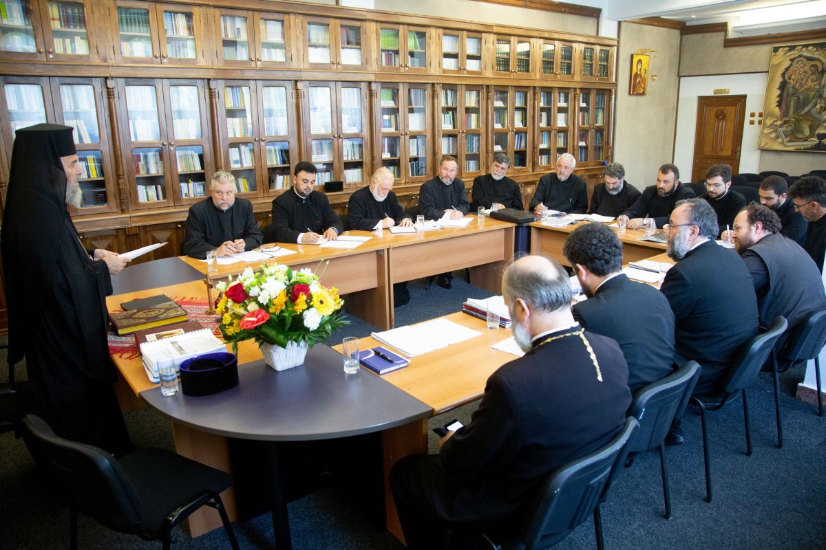 Şedinţa Consiliului eparhial la Dunărea de Jos 14556