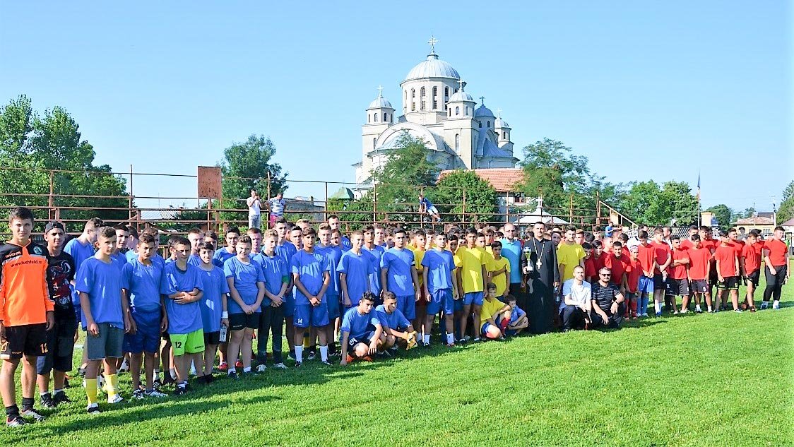 „Cupa prieteniei” în Arhiepiscopia Târgoviștei 14480