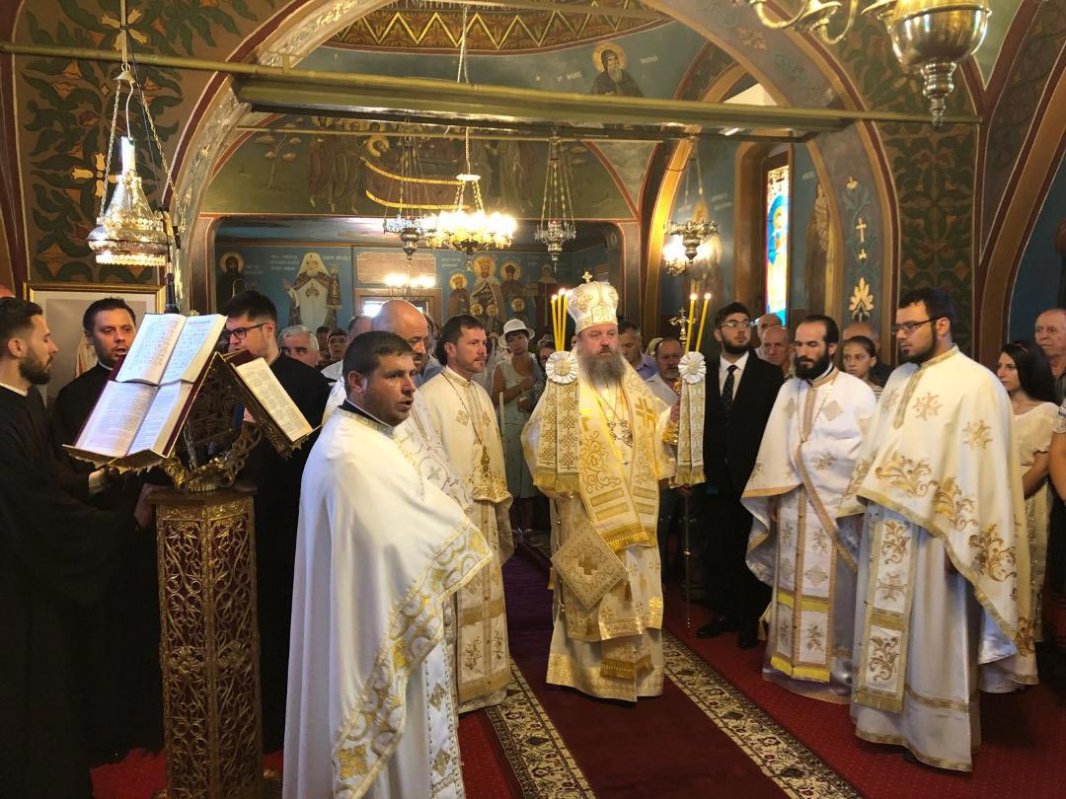 Binecuvântarea centrului social din Parohia Negoiești 14415