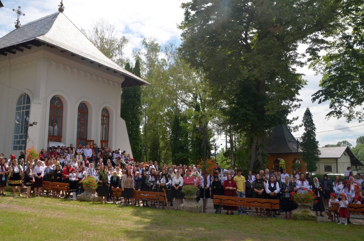 PS Damaschin: „Dumnezeu ne ştie viaţa noastră cu bunele şi cu mai puţin bunele ei” 14371
