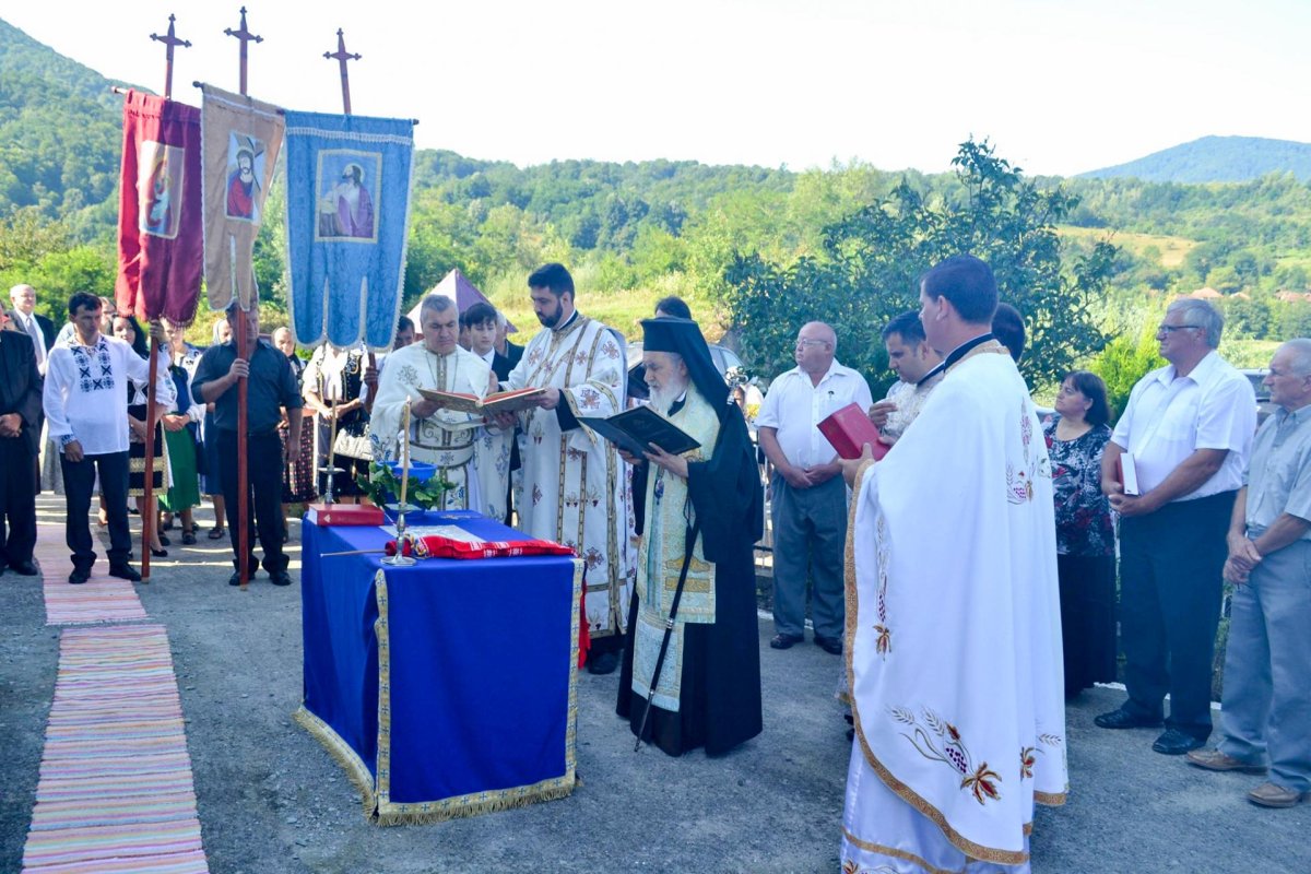 Slujiri arhierești în Mitropolia Banatului 14398