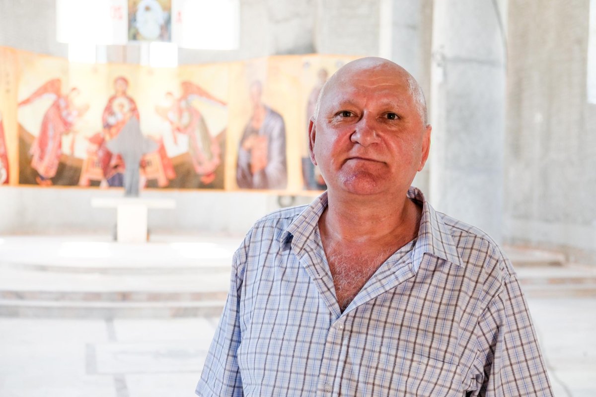 „Am văzut sfântul locaş crescând în faţa ochilor” 14315