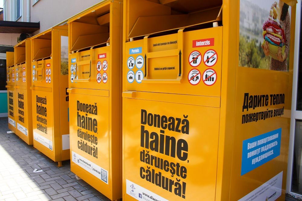 Doi ani de filantropie prin proiectul „Banca de haine” 14320