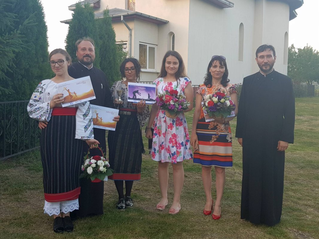 Festival-concurs de poezie în Parohia Dumitreştii Gălăţii 14273