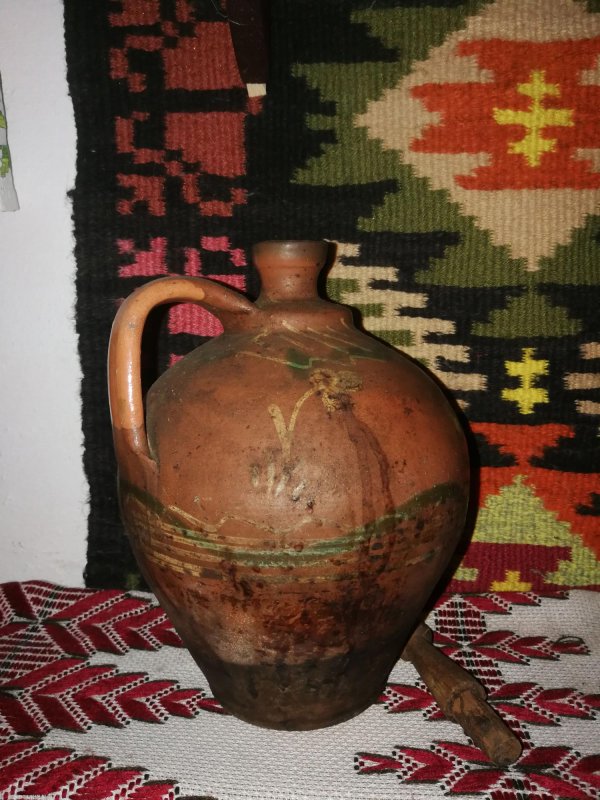 Colecție etnografică inedită la Pomârla 14109