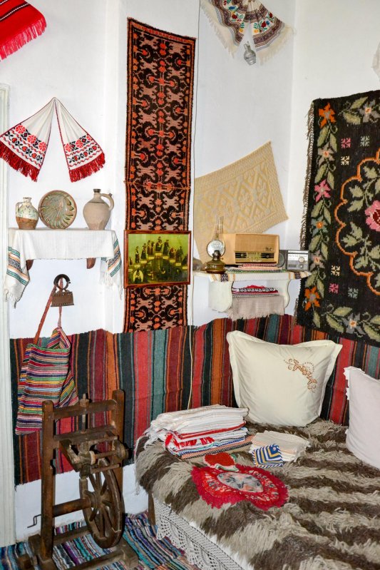 Colecție etnografică inedită la Pomârla 14111