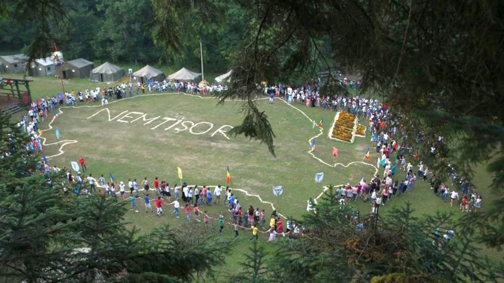 Peste 1.000 de tineri vor participa la Tabăra de la Nemţişor 14078