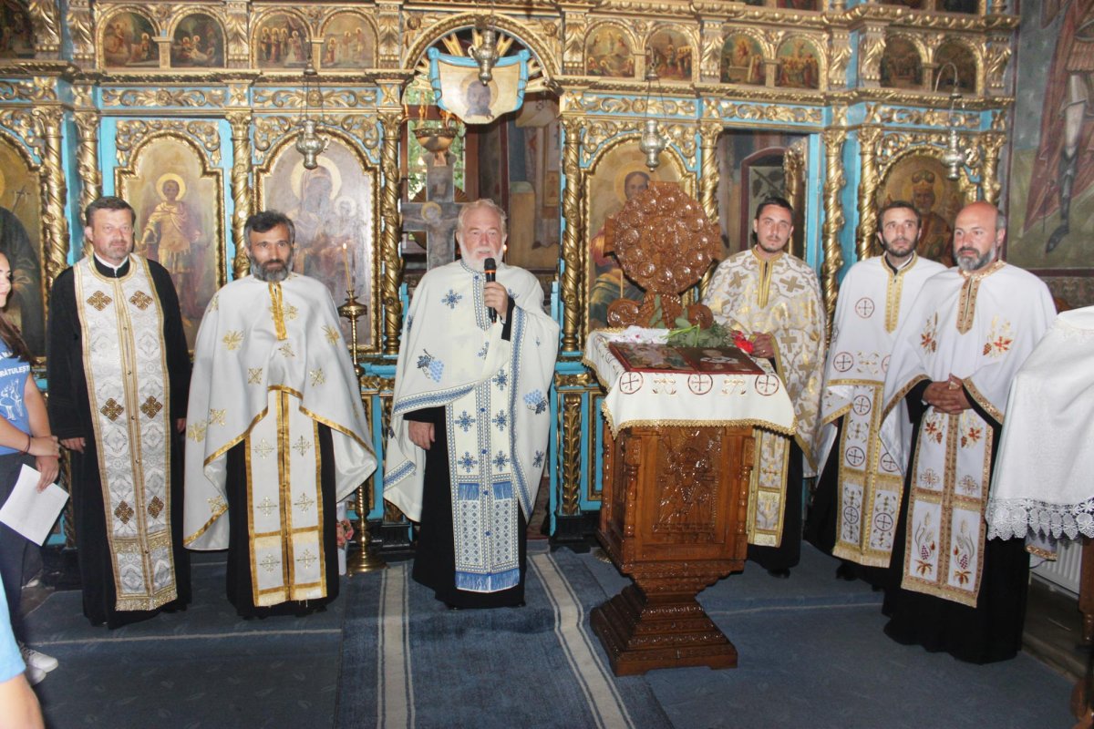 Două secole de istorie la Biserica „Sfântul Nicolae” din Corod 14055