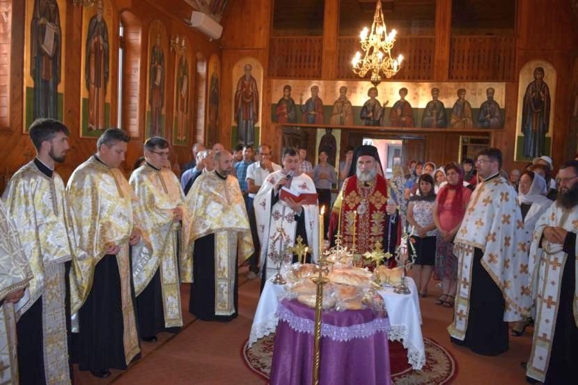 Hram la Metocul chiriarhal Valea Budului 13944