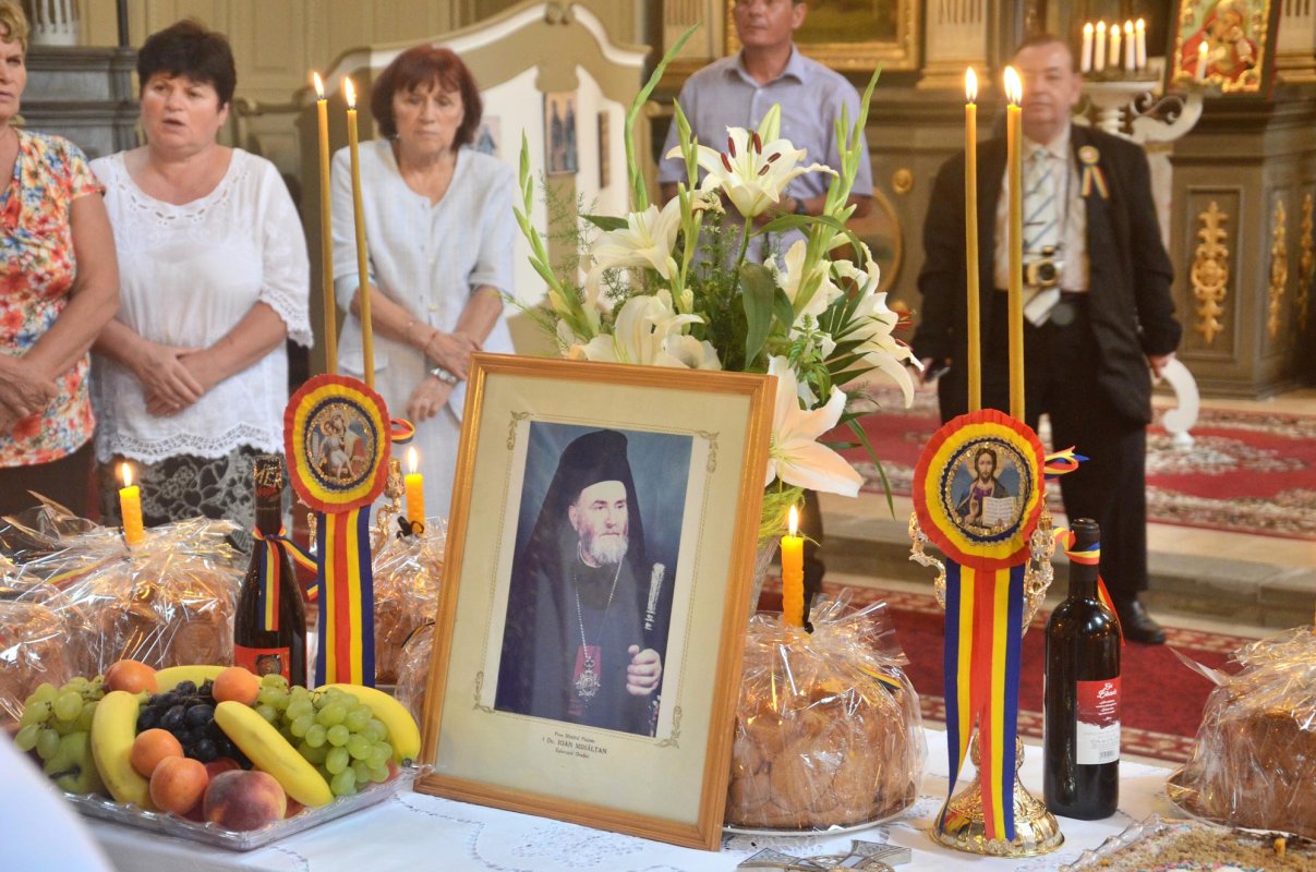 Slujiri arhierești și hramuri în Duminica a 8-a după Rusalii 13950