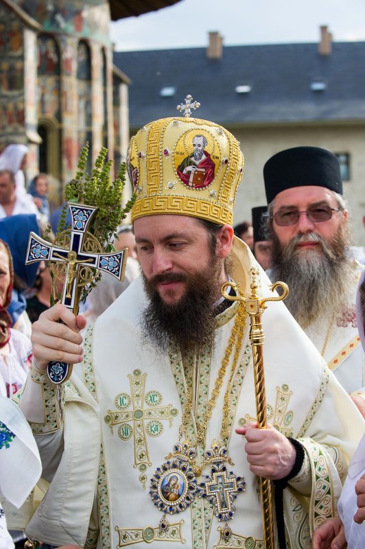 „Tinerii sunt suflul primăvăratic al Bisericii” 13979