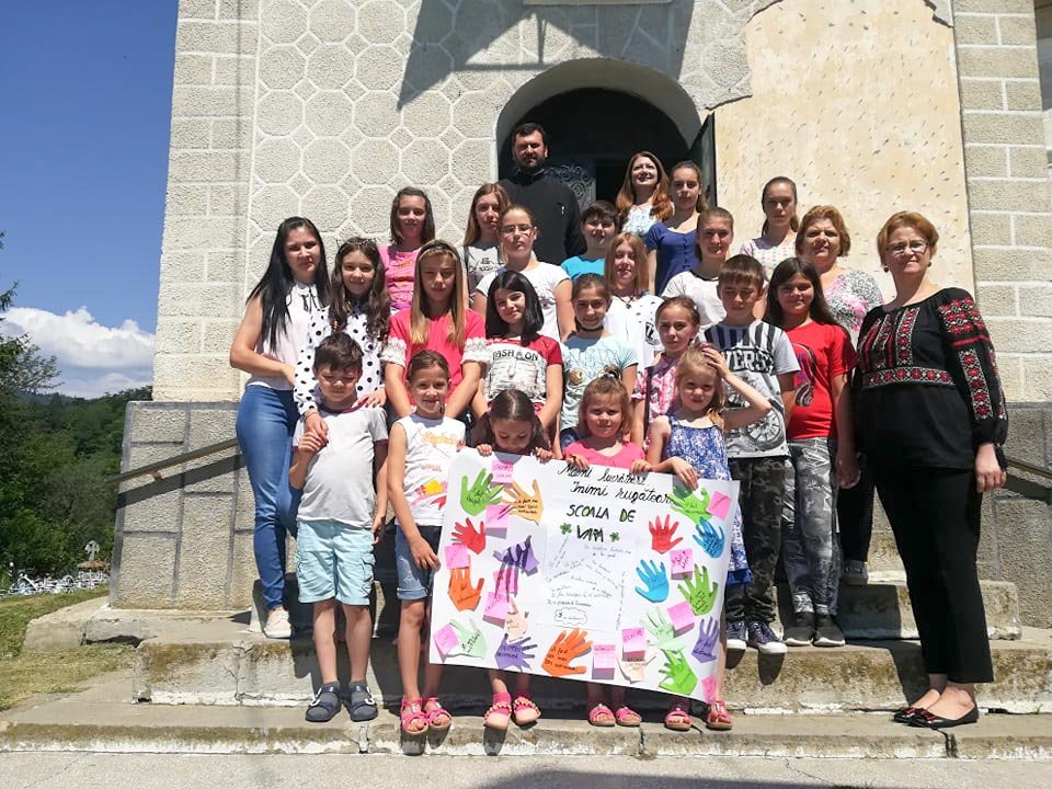 Şcoli de vară în Arhiepiscopia Romanului şi Bacăului 13896