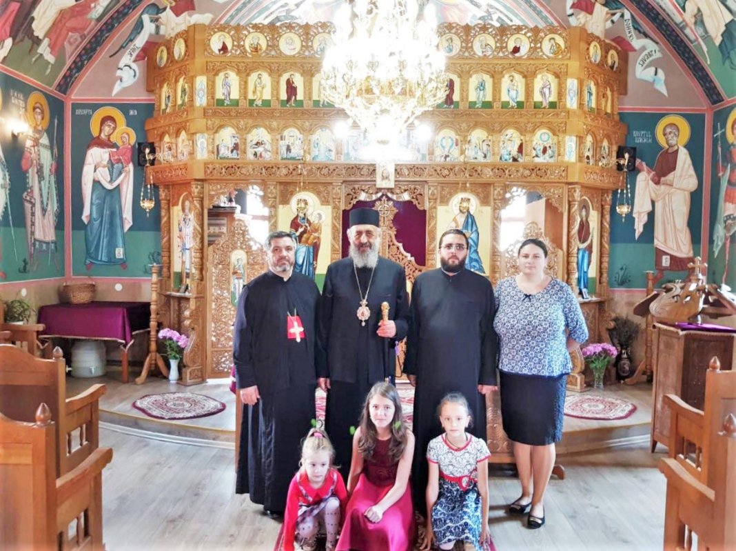 Vizite pastorale în mai multe parohii din Protopopiatul Câmpeni 13771