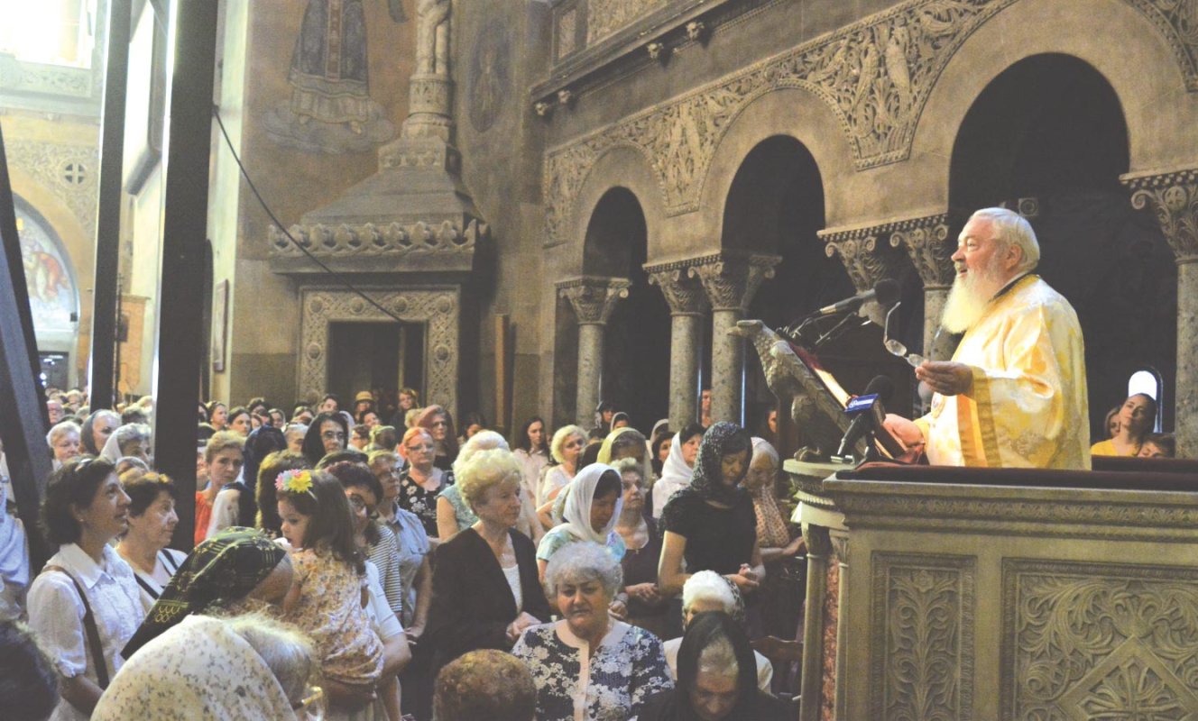 Slujiri arhierești în Duminica a 9-a după Rusalii 13507