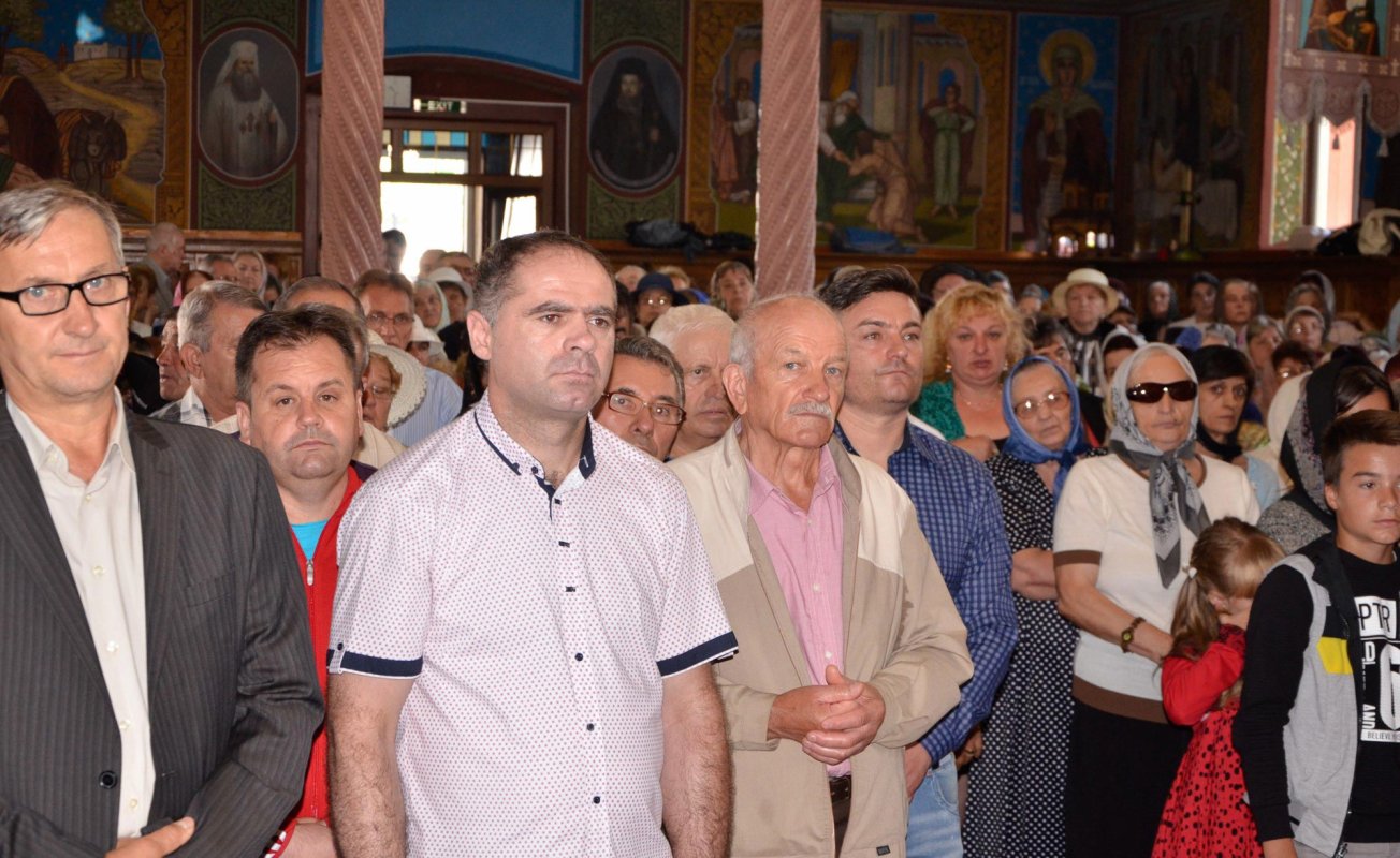 Slujiri arhierești în Duminica a 9-a după Rusalii 13513