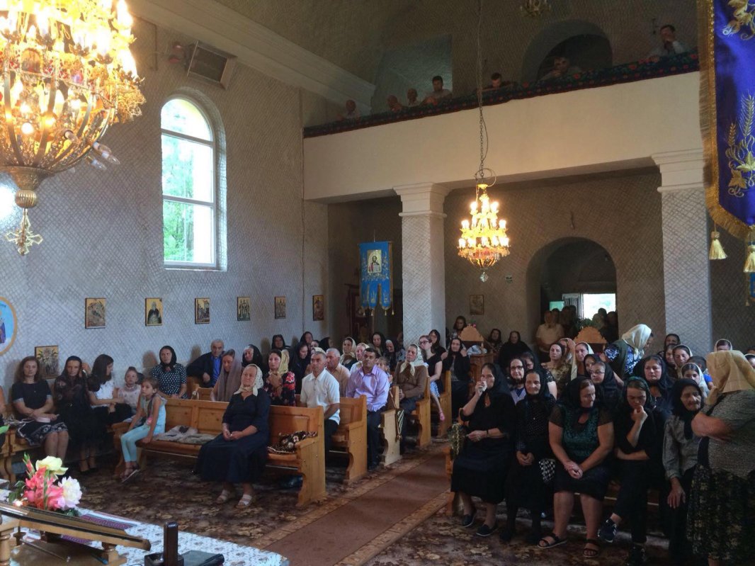 Activitate pastoral-misionară la Poienile Zagrei, Năsăud 13432